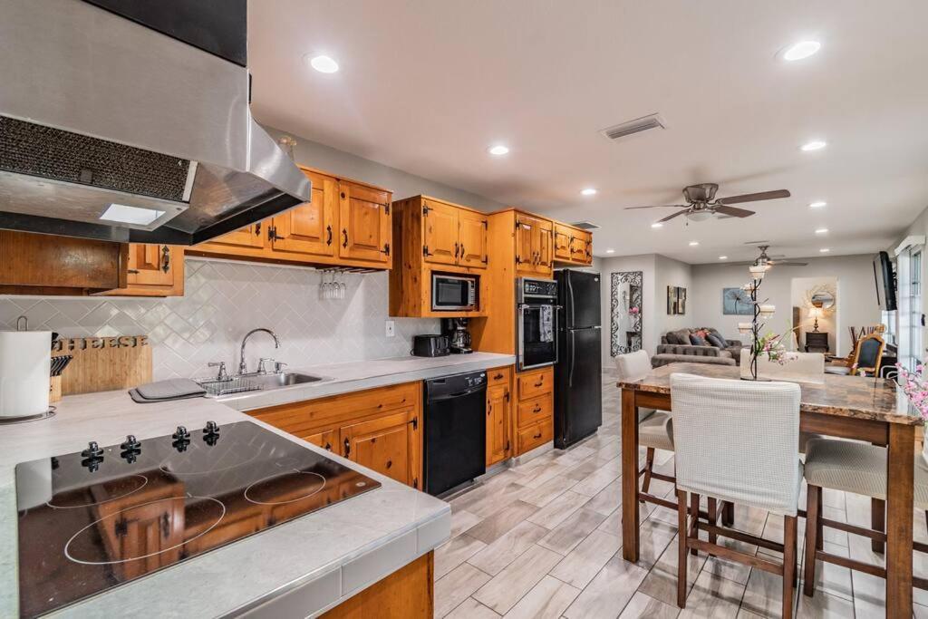 Villa Town 'N' Country Cozy Corner, Your Florida Fun Hub Tampa Exterior foto